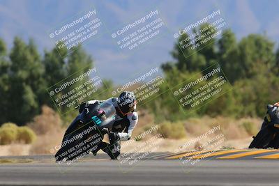 media/Nov-06-2022-SoCal Trackdays (Sun) [[208d2ccc26]]/Turn 7 Set 1 (1050am)/